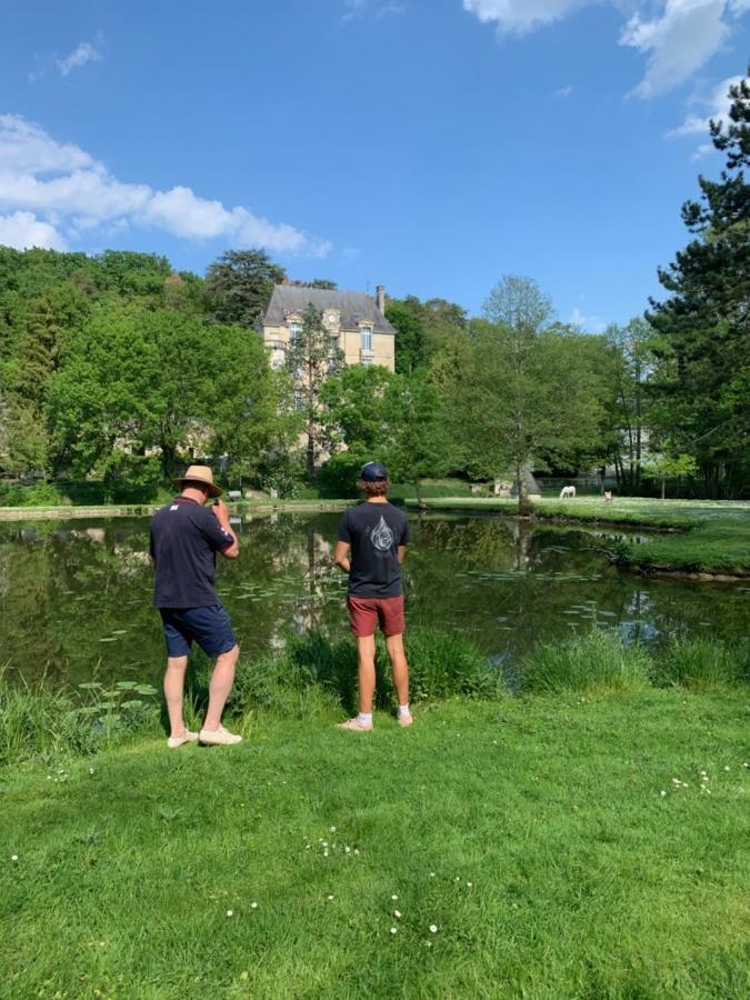 Gite Familial Chateau La Roche Racan Saint-Paterne-Racan Εξωτερικό φωτογραφία