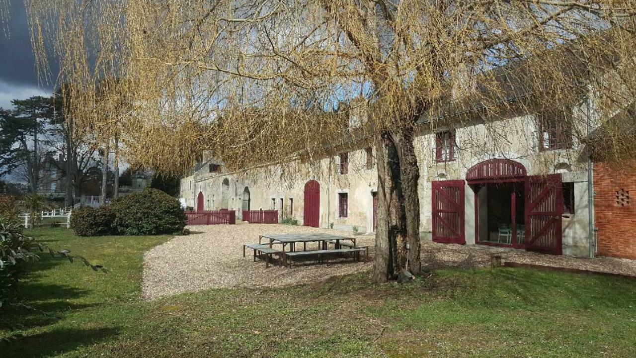 Gite Familial Chateau La Roche Racan Saint-Paterne-Racan Εξωτερικό φωτογραφία